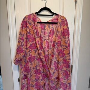 Old Navy Floral Pink and Orange Women's Kimono Top -XL